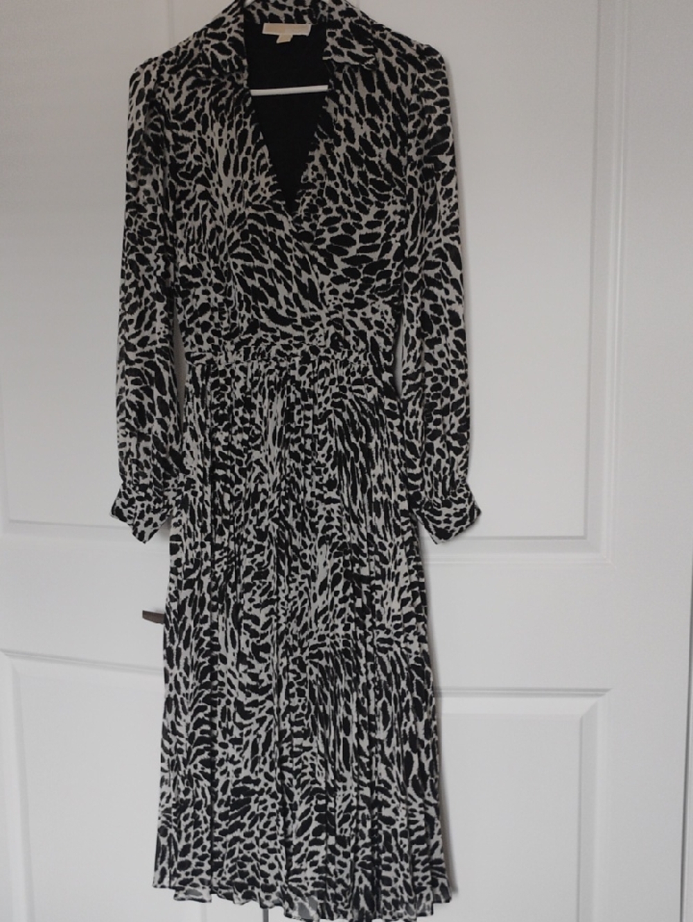 Michael Kors Black and White Long Sleeve Printed Wrap Dress